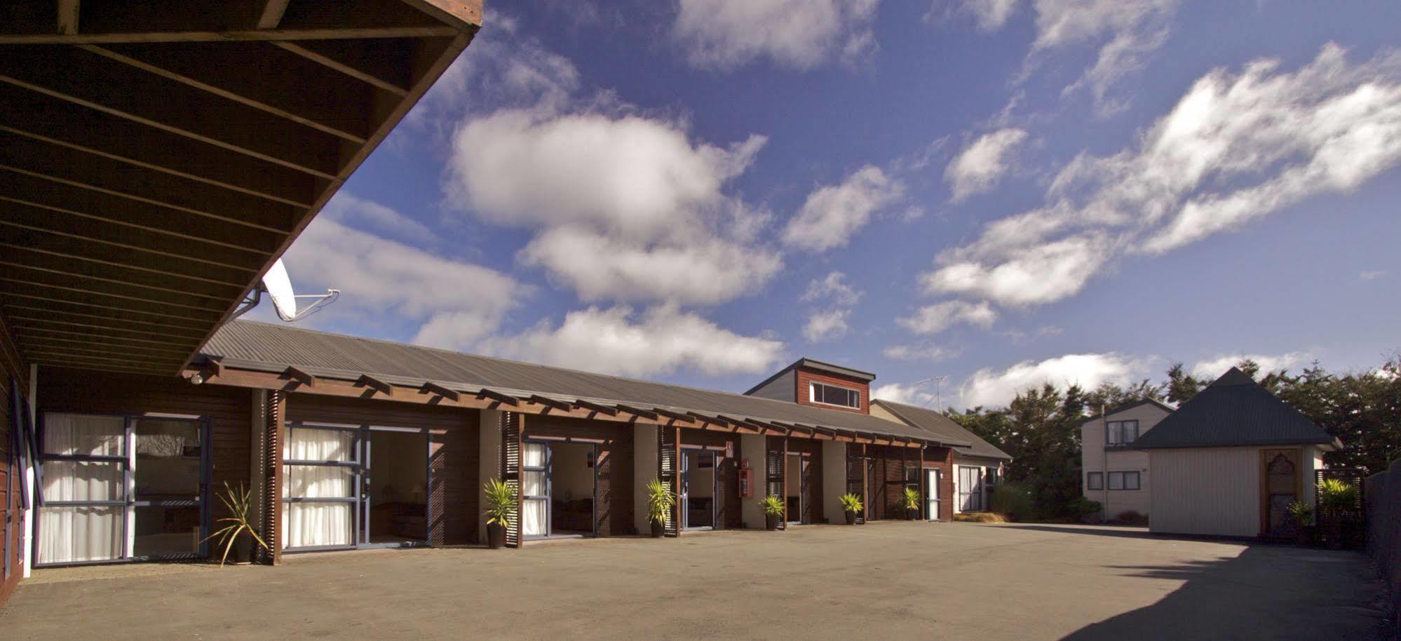 Alpine Motel Ohakune Bagian luar foto