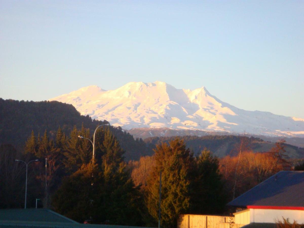 Alpine Motel Ohakune Bagian luar foto